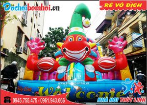 Nhà hơi lâu đài chú hề