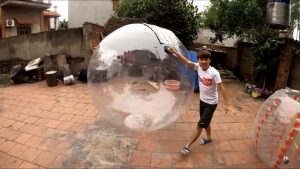 Bóng Đi Bộ Dưới Nước 2025