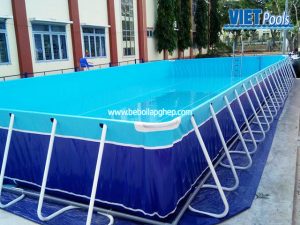 bể bơi trường học