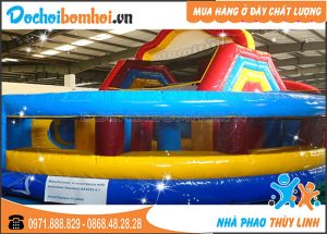 nhà phao vượt chướng ngại vật