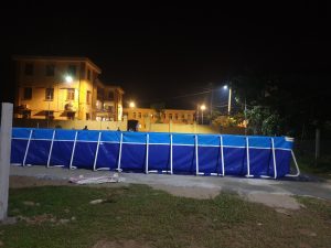 xem xét và chọn vị trí thích hợp để đặt bể
