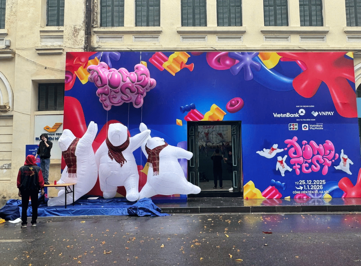 3 Chú Gấu Mascot Bơm Hơi Tại Đông Fest 2025